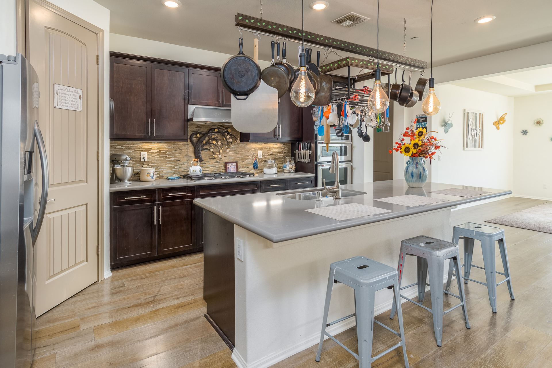Real estate photograph 2 of 11414 River Run St., Apple Valley