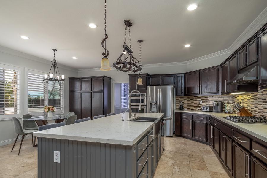 14135 Regina Dr