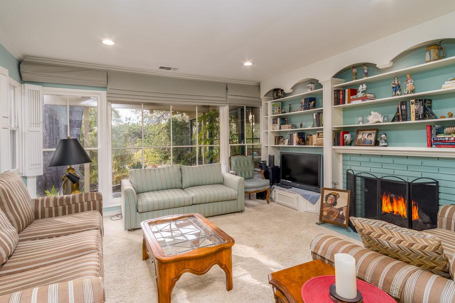 1525 Avolencia Dr., Fullerton