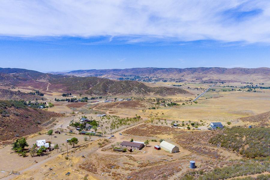 39280 Bouquet Canyon Rd., Leona Valley