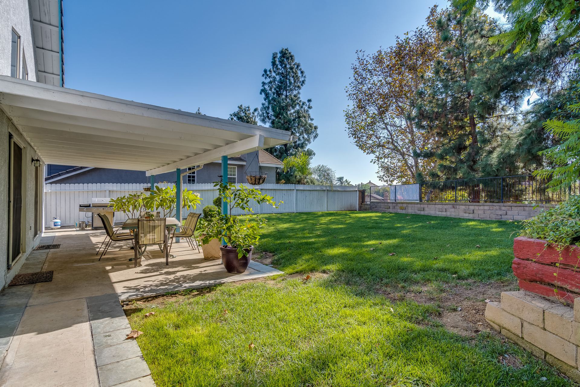 Real estate photograph 2 of 6 San Raphael Pl, Pomona