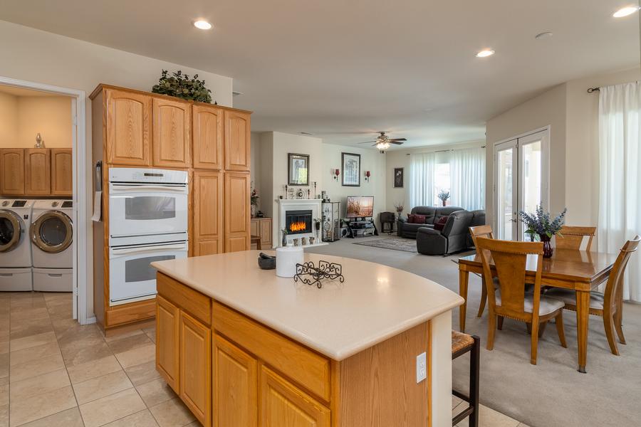 968 Avenal Way, Beaumont